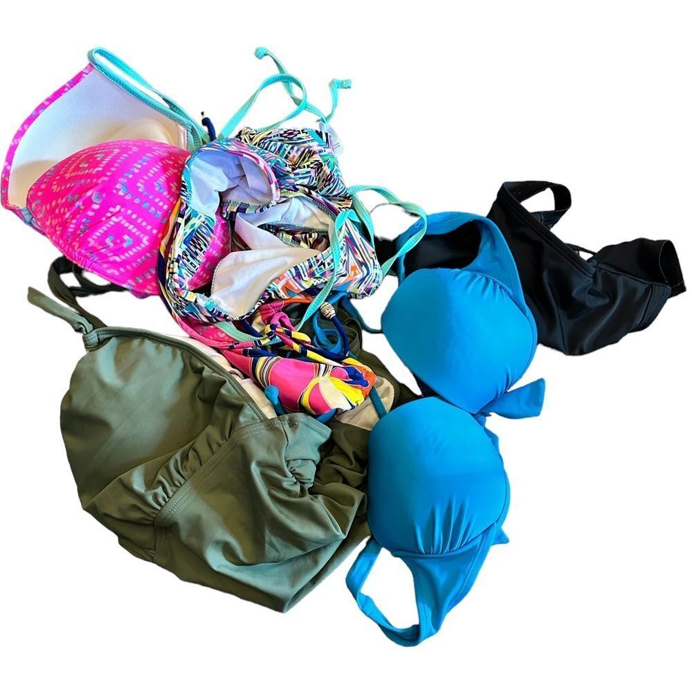 Large/XL random swimsuit piece lot.